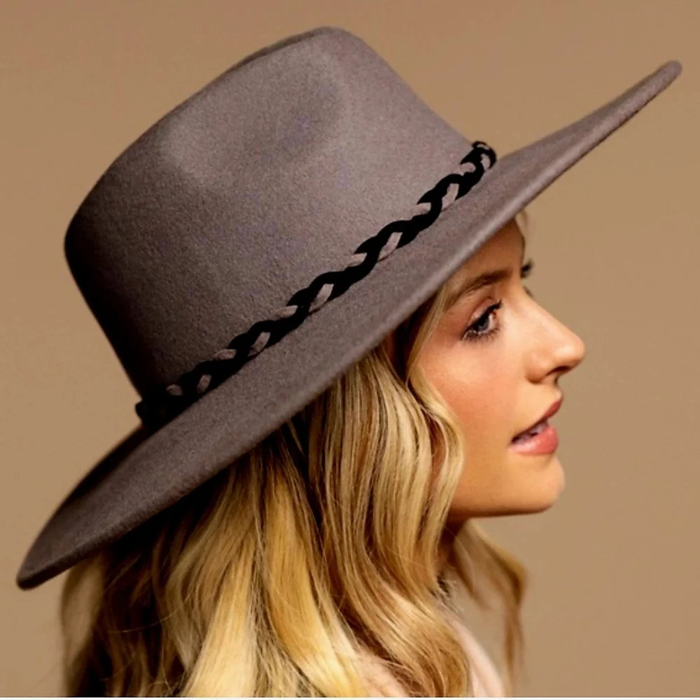 Elegant Gray Wide-Brim Hat - Picture 1 of 4